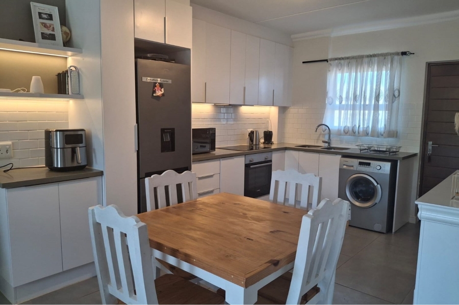 2 Bedroom Property for Sale in Langeberg Ridge Western Cape